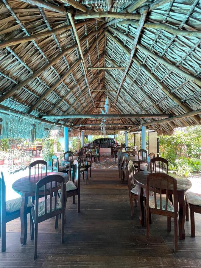 מונטריסיו Hotel Atelie Del Mar מראה חיצוני תמונה