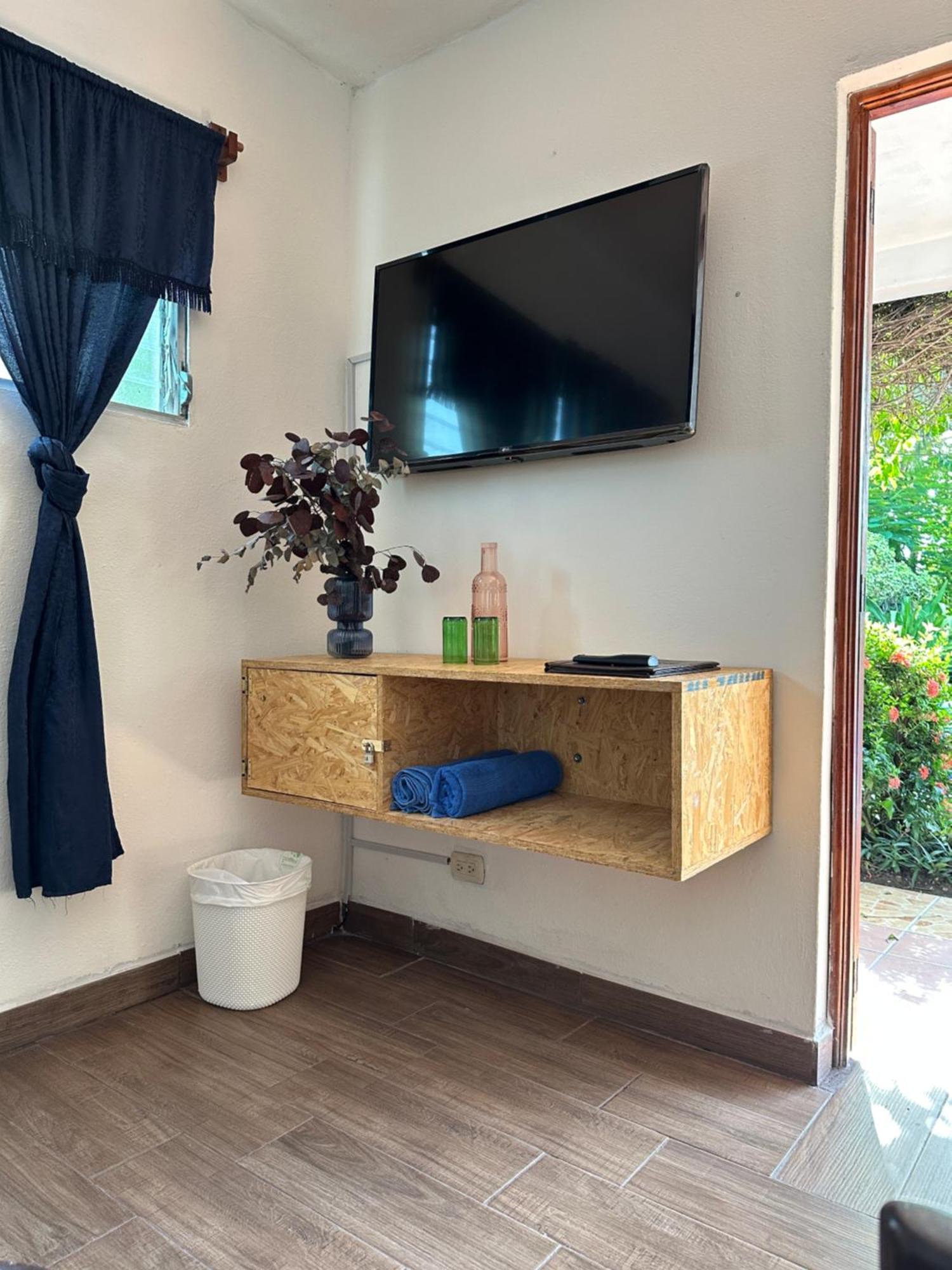 מונטריסיו Hotel Atelie Del Mar מראה חיצוני תמונה