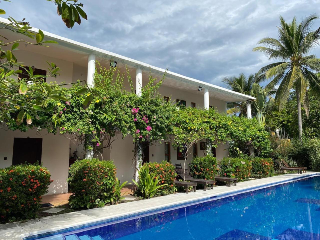 מונטריסיו Hotel Atelie Del Mar מראה חיצוני תמונה